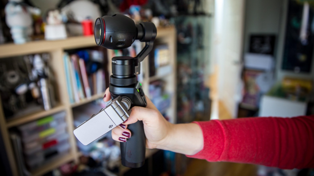 DJI-Osmo-Hands-On.jpg DJI-Osmo-Hands-On.jpg