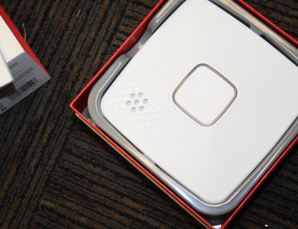 First-Alert-ONELINK-Wi-Fi-Smoke-and-Carbon-Monoxide-Alarm-02.jpg First-Alert-ONELINK-Wi-Fi-Smoke-and-Carbon-Monoxide-Alarm-02.jpg