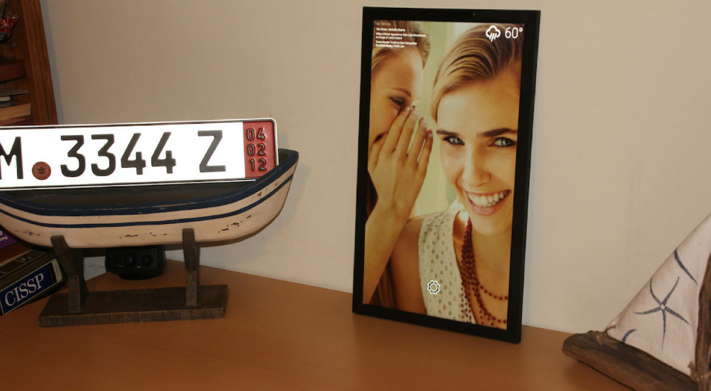 daptly-display-04.jpg