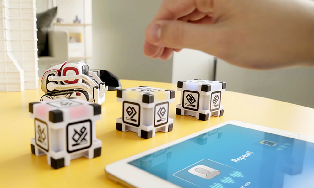 new-cozmo-04.jpg