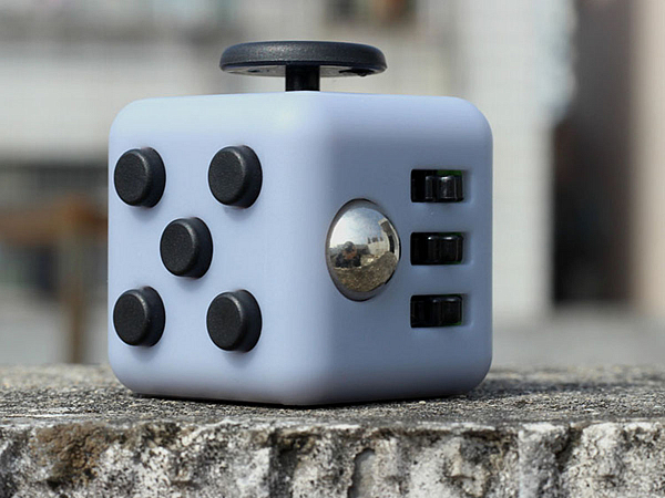 Купить Игрушка Fidget Cube недорого в интернет-магазине Madrobots.ru