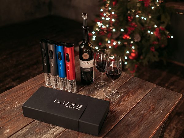 Подарочный винный набор с электроштопором iLUXE Prestige