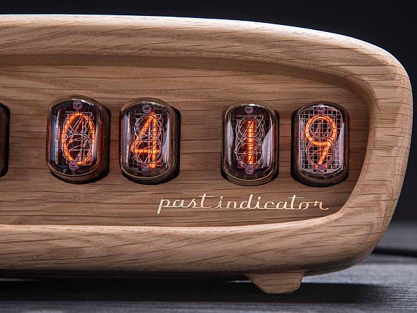 Ретро часы на лампах Past Indicator Спутник-1