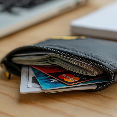 Комплект из 2 чехлов для кредитных карт с RFID-защитой Travel Blue RFID Pockets (702)