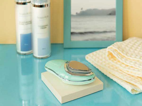 Электрическая щетка для чистки лица Gezatone Clean&Beauty PRO m780